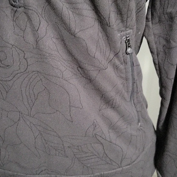 Large The North Face 1/2 Zip Pullover - Picture 3 of 9